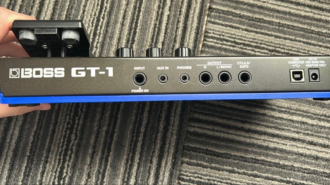 BOSS GT-1 ギターエフェクター　純正ACアダプター＋純正ソフトケース