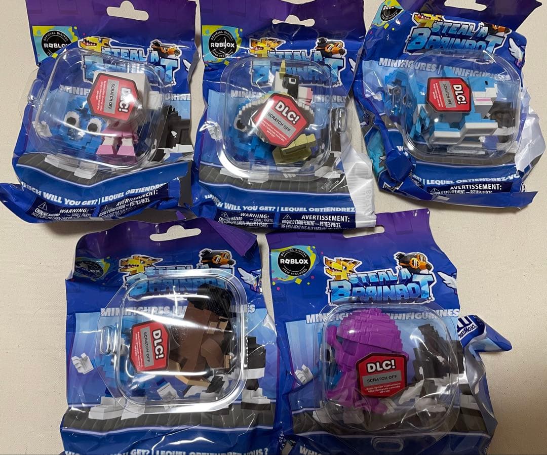 公式 Roblox Steal a Brainrot ミニフィギュア 5体セット