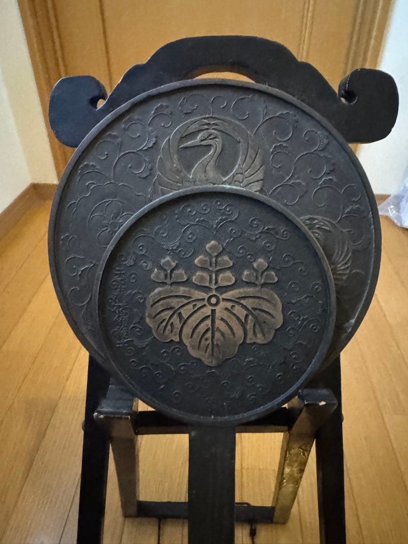 江戸時代から一般的に使用されていた「和鏡」の置物