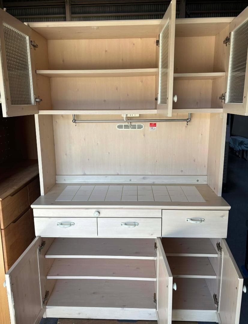 ★マシュ♡まりも★ 国産 ユーアイ製 キッチンボード食器棚Used