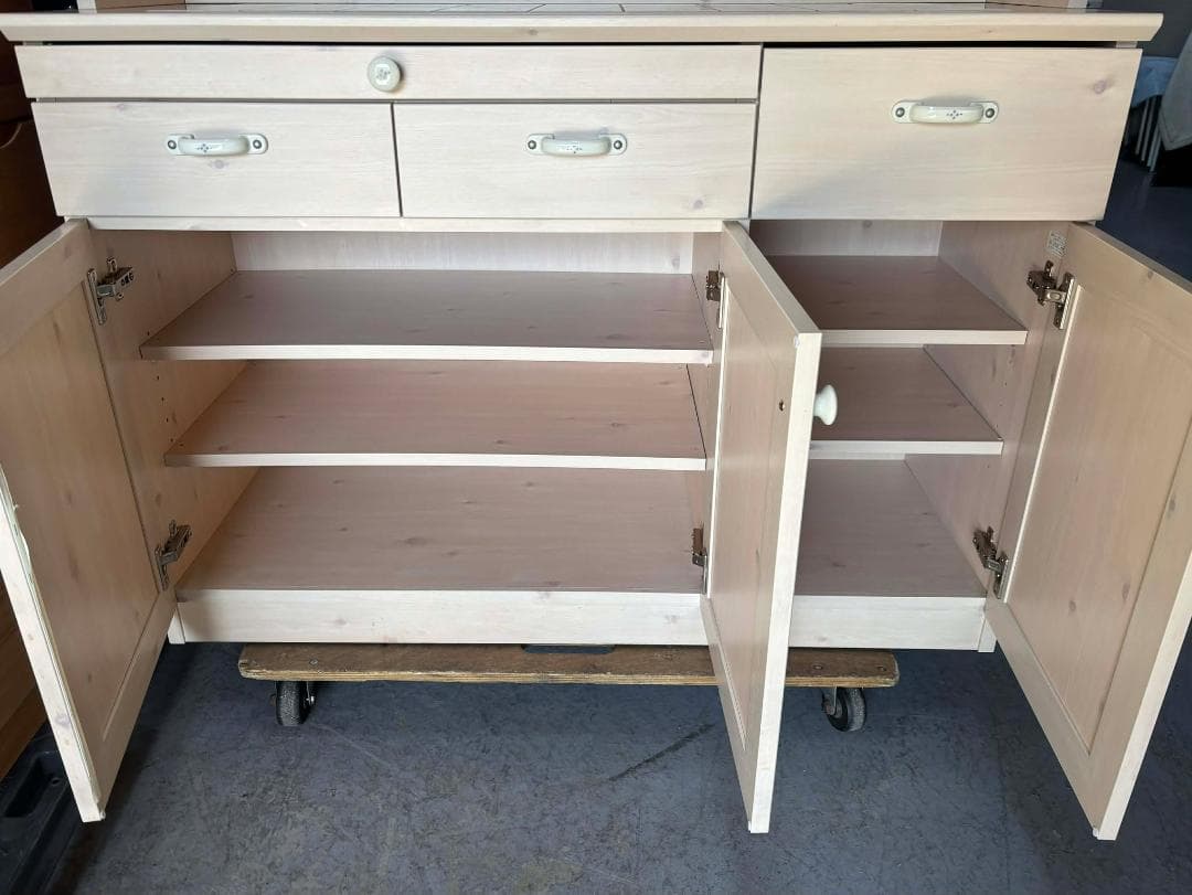 ★マシュ♡まりも★ 国産 ユーアイ製 キッチンボード食器棚Used