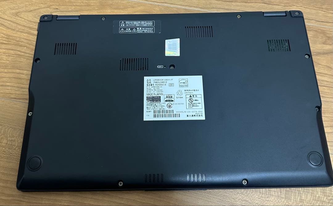 準美品 U9311/F 第11世代 i7 32GB 512GBタッチパネルW11