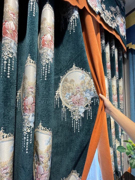 分厚い生地　カーテン　ドレープカーテン　上品　欧式