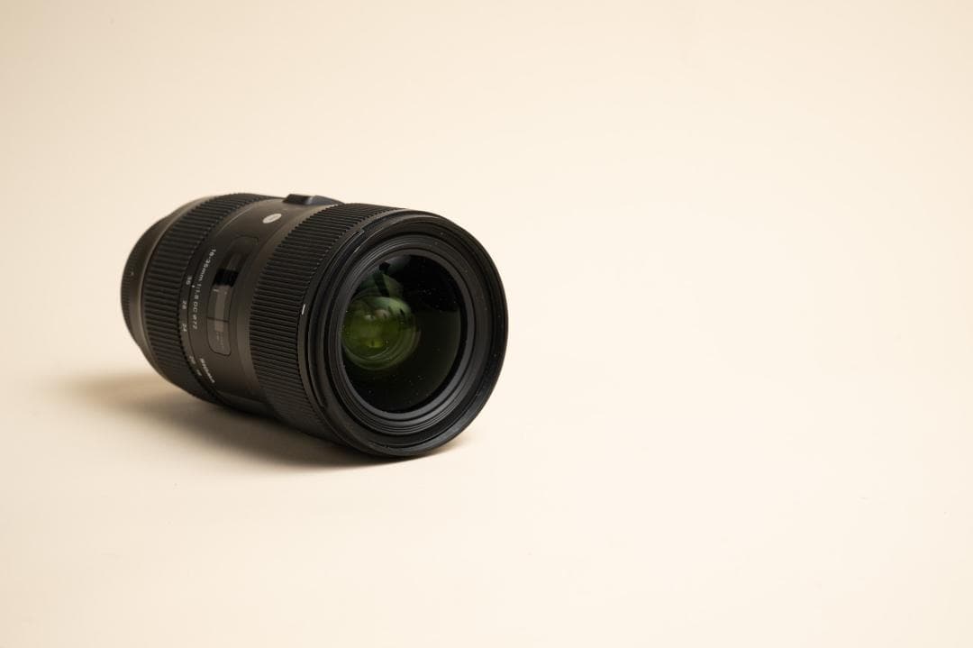 SIGMA 18-35mm F1.8 pentax K マウント 安くしてます