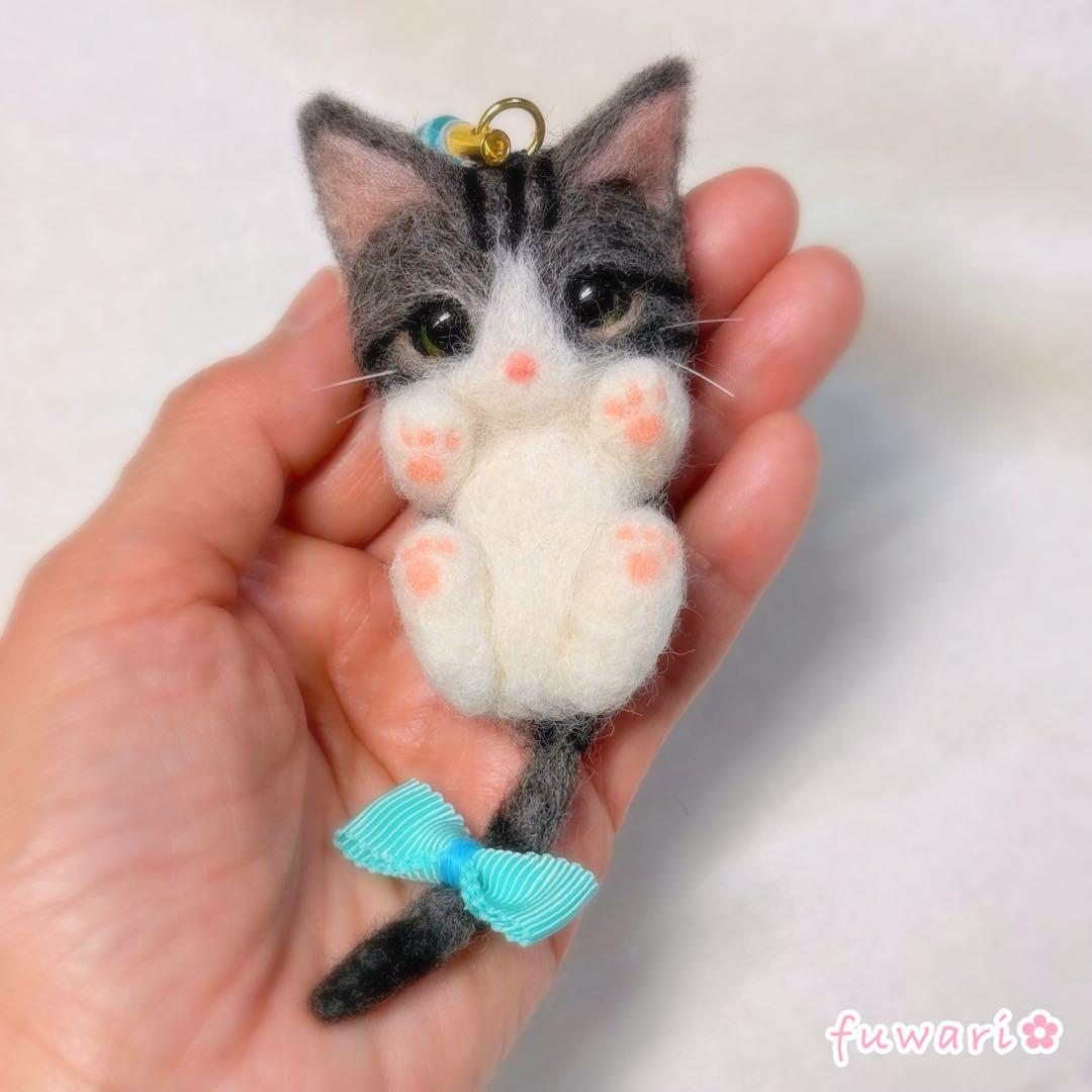 【リクエスト品(1)】羊毛フェルト 白猫　ころんと甘えんぼ♡キジ白ちゃんセット