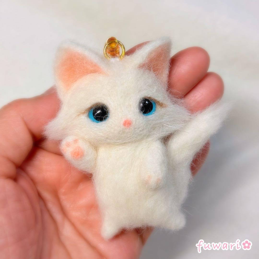 【リクエスト品(1)】羊毛フェルト 白猫　ころんと甘えんぼ♡キジ白ちゃんセット