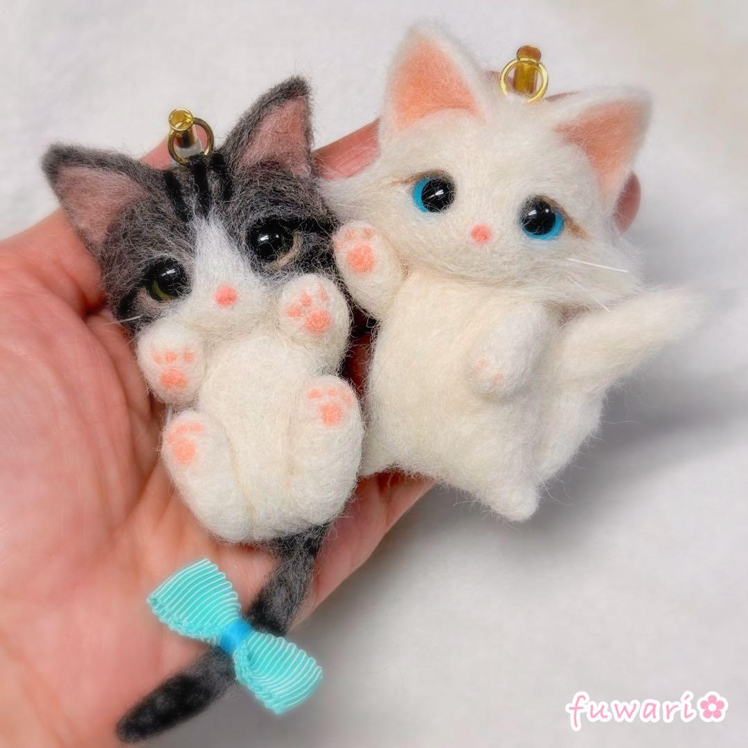 【リクエスト品(1)】羊毛フェルト 白猫　ころんと甘えんぼ♡キジ白ちゃんセット