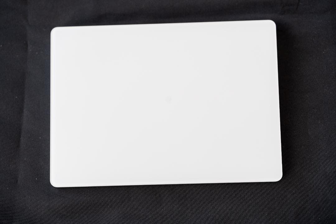 Magic Trackpad 2 A1535 (MJ2R2J/A) 本体のみ