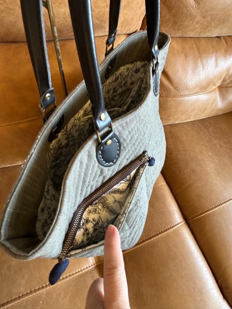 ハンドメイド　パッチワーク　キルトバッグ