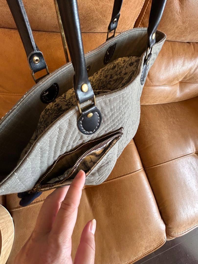 ハンドメイド　パッチワーク　キルトバッグ