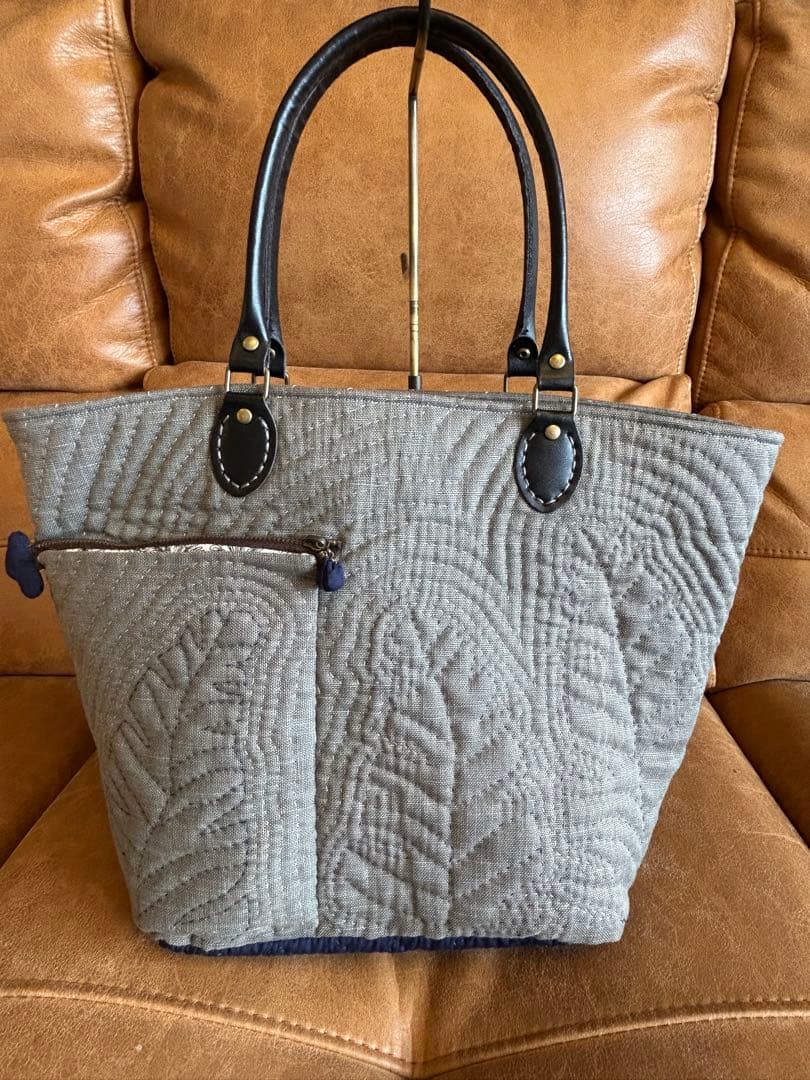 ハンドメイド　パッチワーク　キルトバッグ