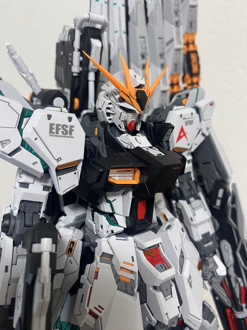1/100 RX-93 νガンダム ν Gundam 改修塗装済完成品