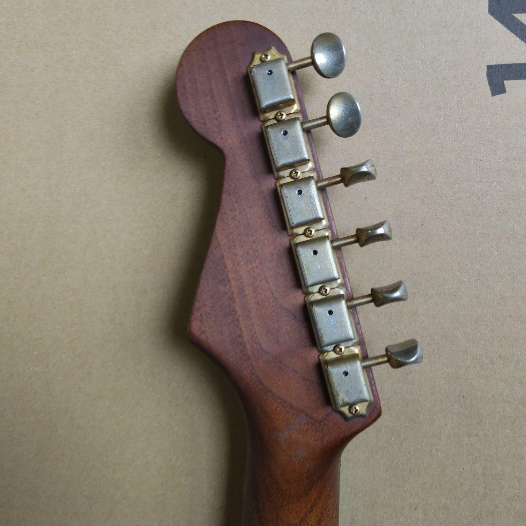 FENDER JAPAN　ST62-115WAL　ストラトキャスターエレキギター