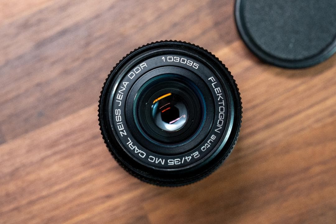 レンズ(単焦点) Carl Zeiss FLEKTOGON 35mm 2.4 MC