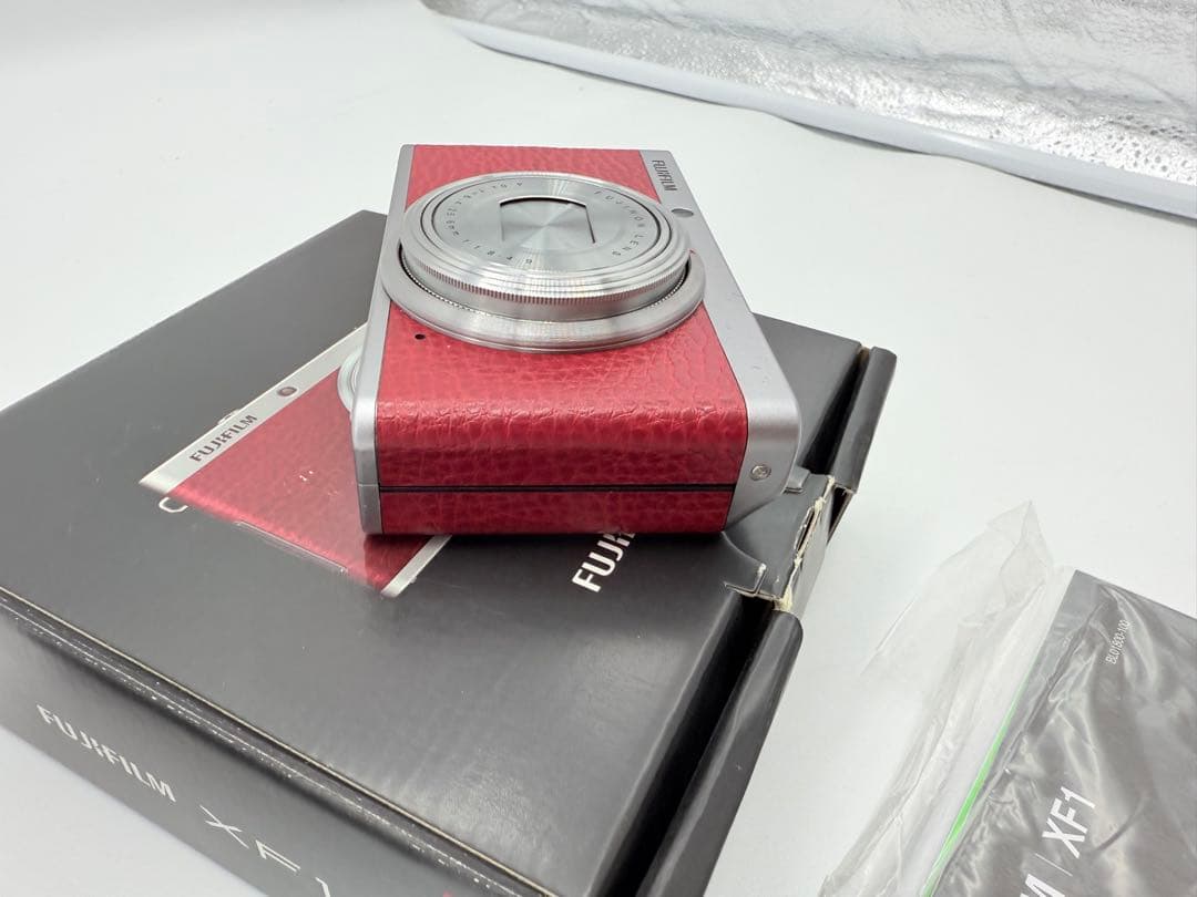 【美品】 富士フィルム FUJIFILM XF1 コンパクトデジタルカメラ