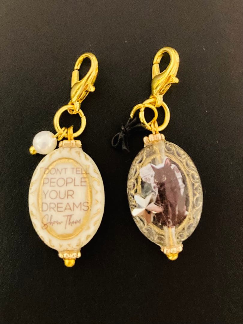 黒猫⁑英字⁑アンティーク風⁑小さめビーズチャームセット⁑2個セット　クロネコ