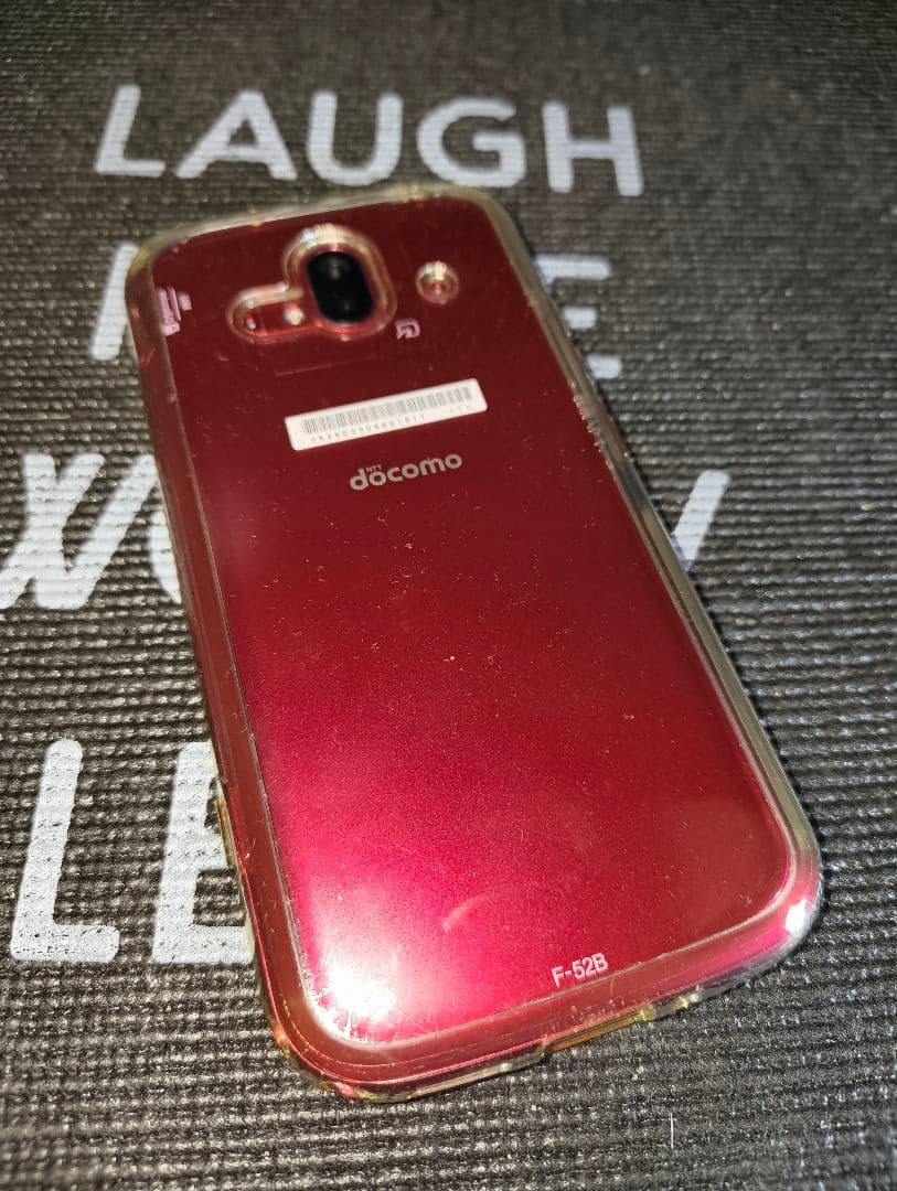 【中古】NTT docomo らくらくスマートフォン F52-B