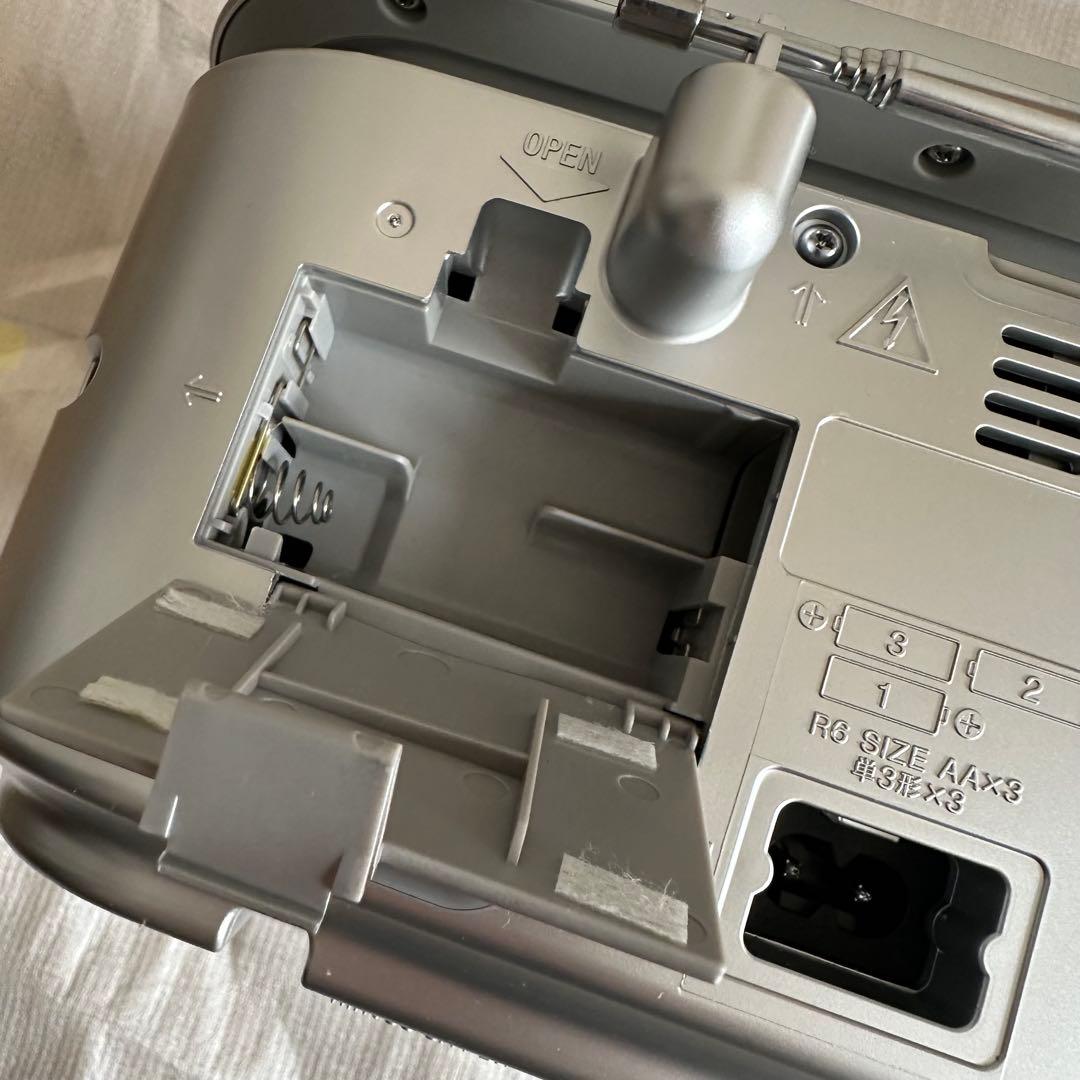 未使用 SONYソニー CDラジカセ CFD-E501 シルバー