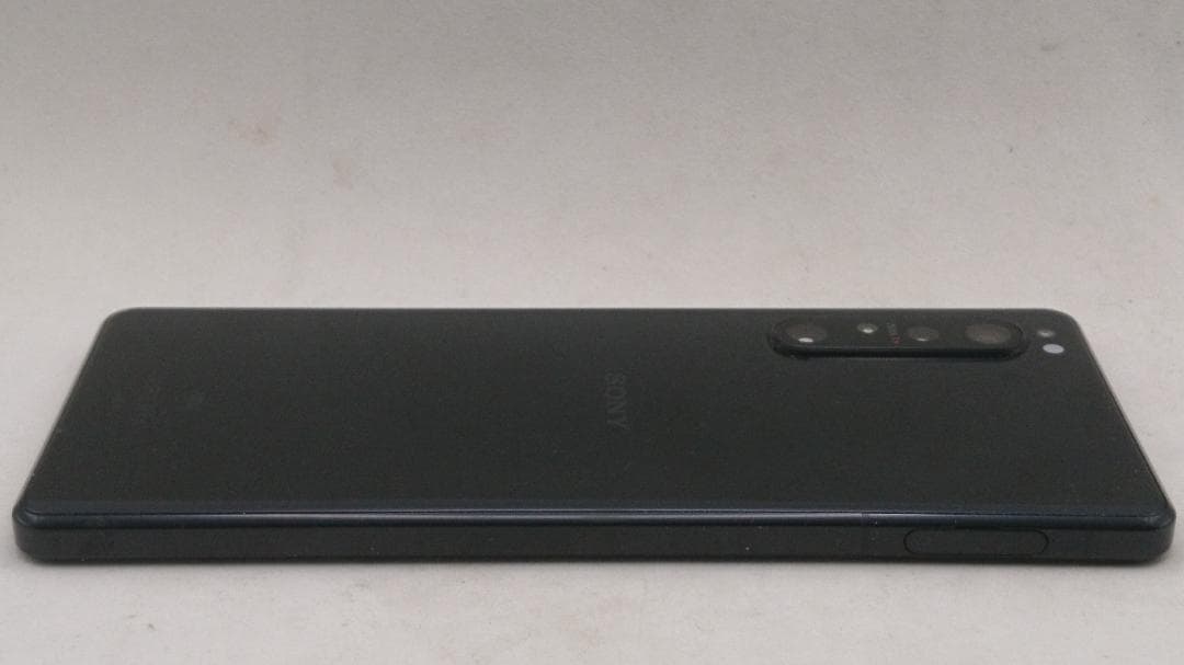 SONY Xperia 1 II au SOG01 の訳あり品