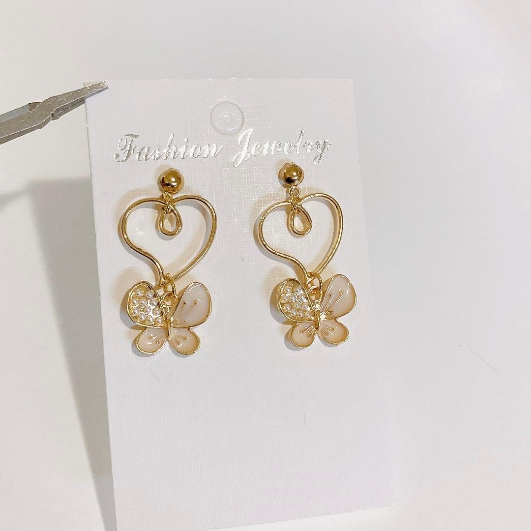 ハンドメイドピアス　No.1708