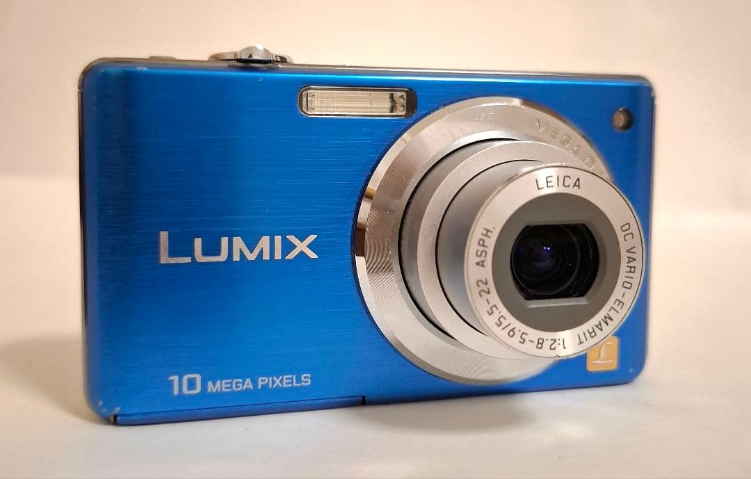 [美品] Panasonic LUMIX DMC-FS7 デジタルカメラ