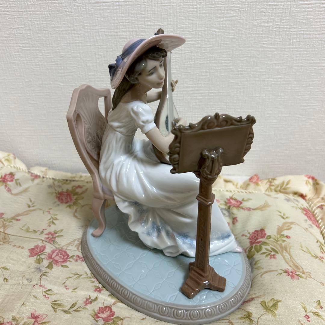 リヤドロLLADRO「ラウードのレッスン」新品！