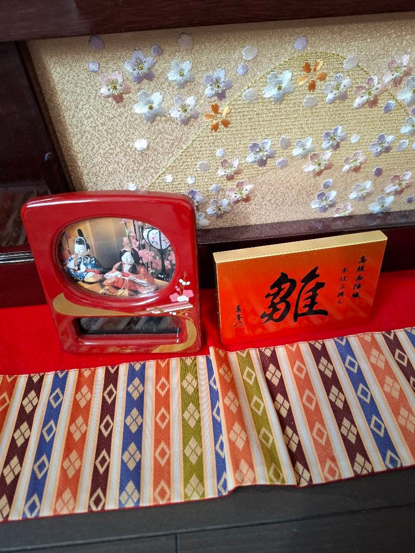 美品　三段飾り雛人形一式 親王・三人官女揃い フルセット 　半畳サイズ