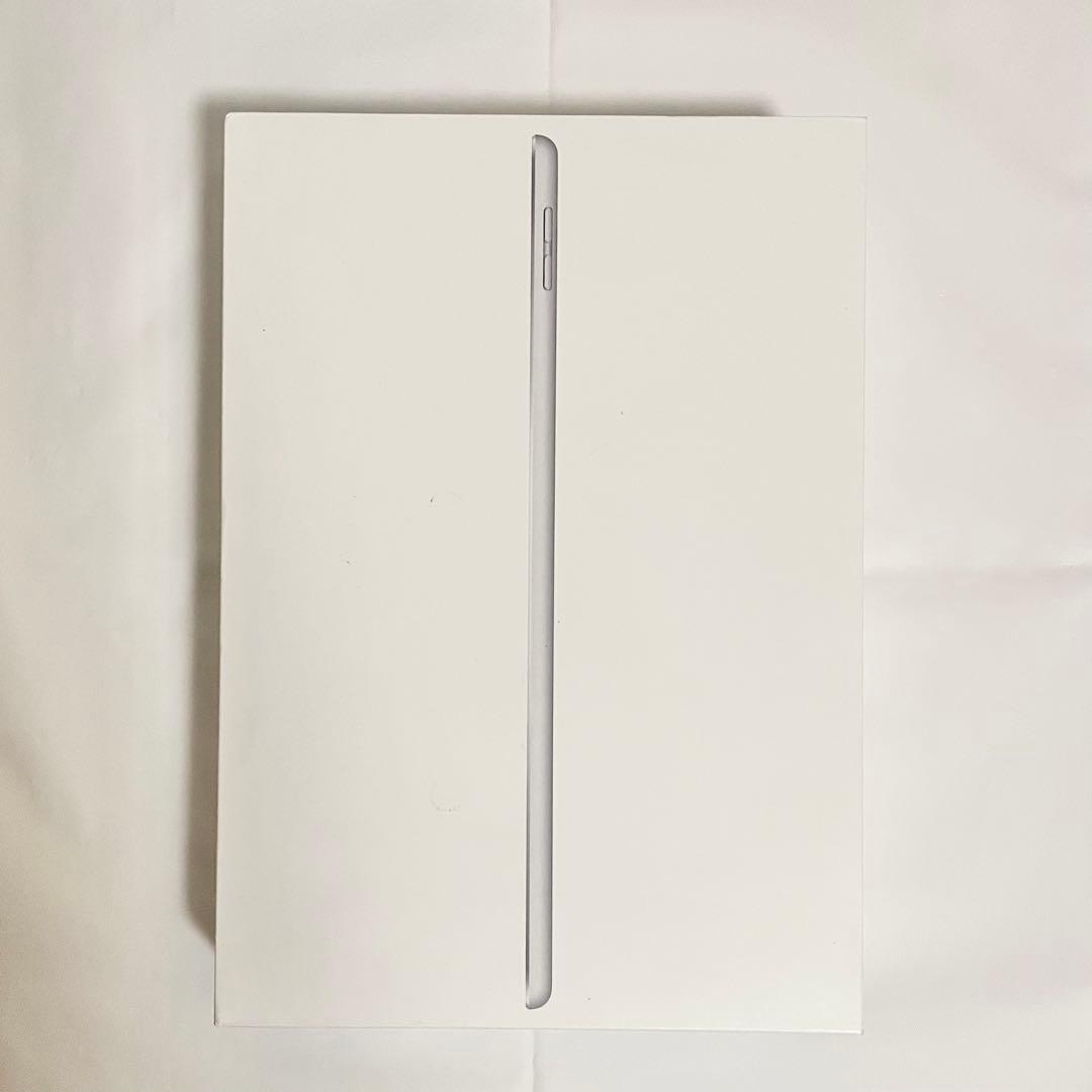 Apple iPad 第8世代 シルバー 32GB Wi-Fi A2270付属有