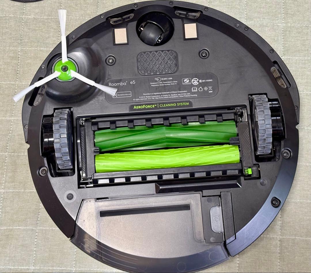 サ*キ様 iRobot Roomba e5 本体（ルンバ e5）