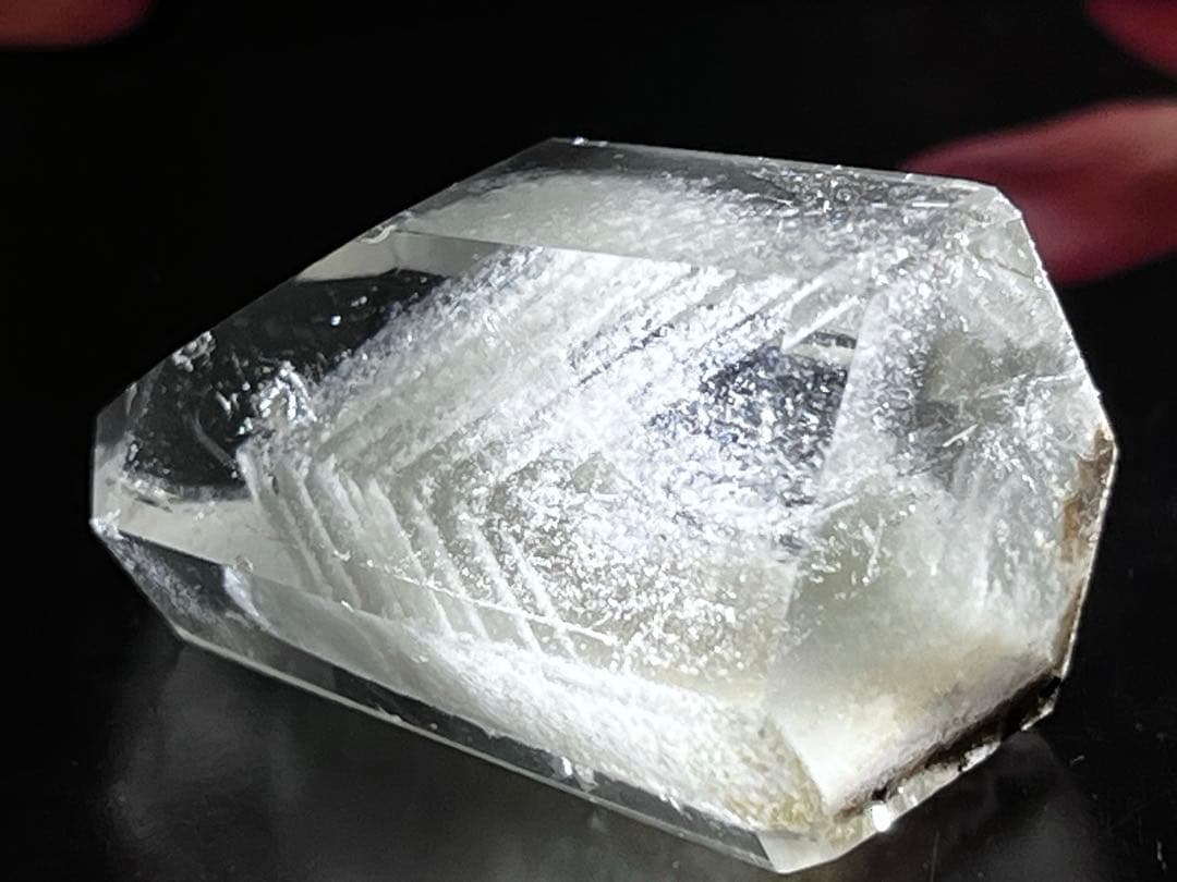 龍脈水晶　ファントム　ガーデンクォーツ　ポイント　原石　クリスタル