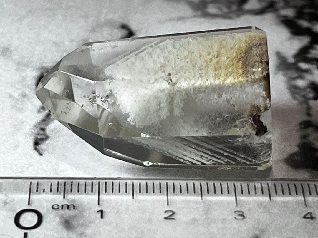 龍脈水晶　ファントム　ガーデンクォーツ　ポイント　原石　クリスタル