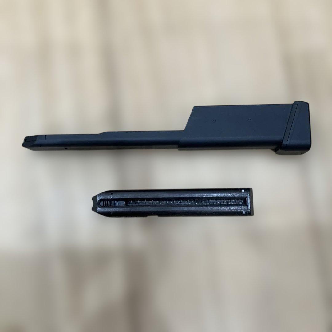 GLOCK 18C 電動ガン バッテリー・100連マガジン&BB弾付