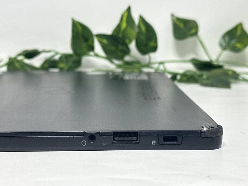 Win11タブレット/i5-8世代搭載!!富士通 ARROWS Tab Q738
