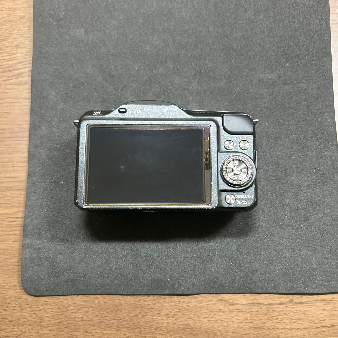 Panasonic LUMIX DMC-GF5 ボディ