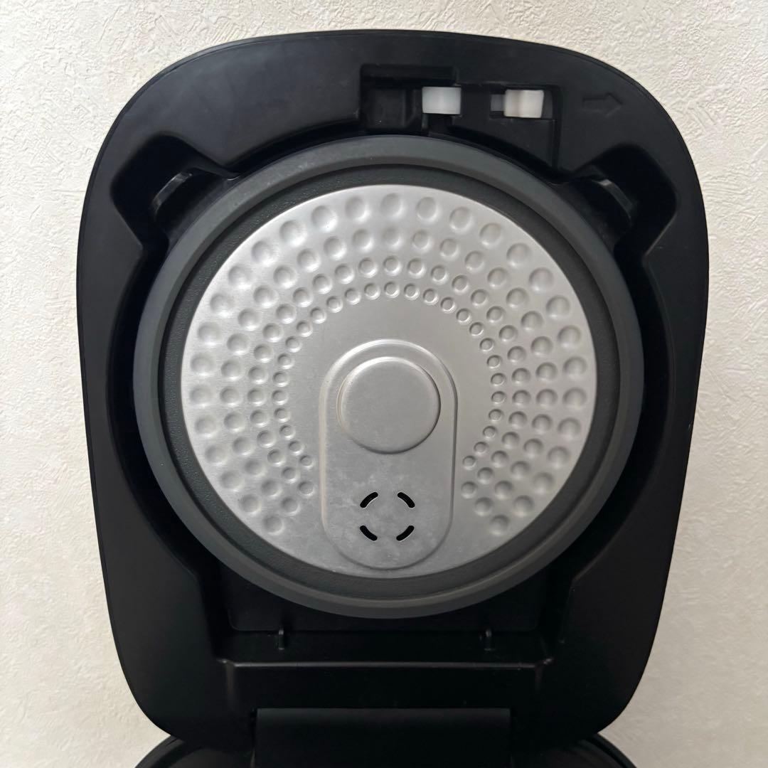 TOSHIBA 東芝　IH炊飯器　3合炊き　RC-5XT ブラック　2022年製