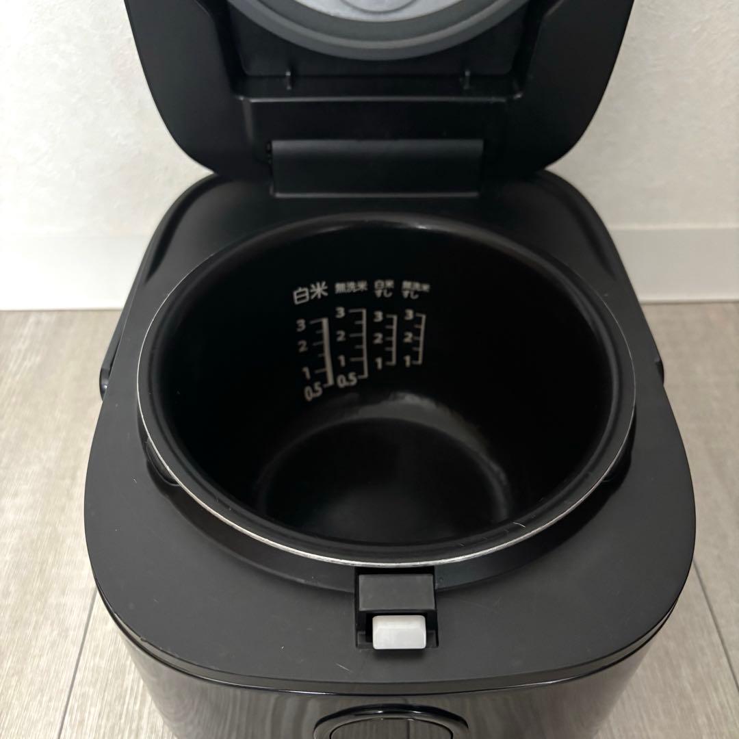 TOSHIBA 東芝　IH炊飯器　3合炊き　RC-5XT ブラック　2022年製