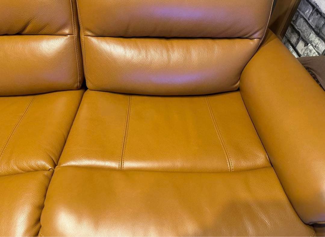 ニトリ　2人用電動リクライニングソファ　厚革　キャメル