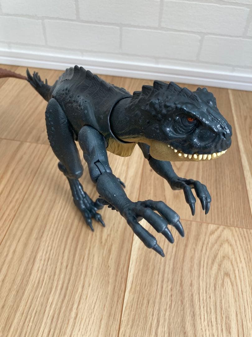 マテル　カルノタウルス　　モササウルス　スコーピオスレックス　恐竜　フィギュア