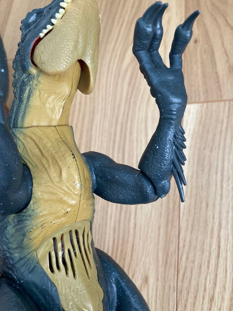 マテル　カルノタウルス　　モササウルス　スコーピオスレックス　恐竜　フィギュア