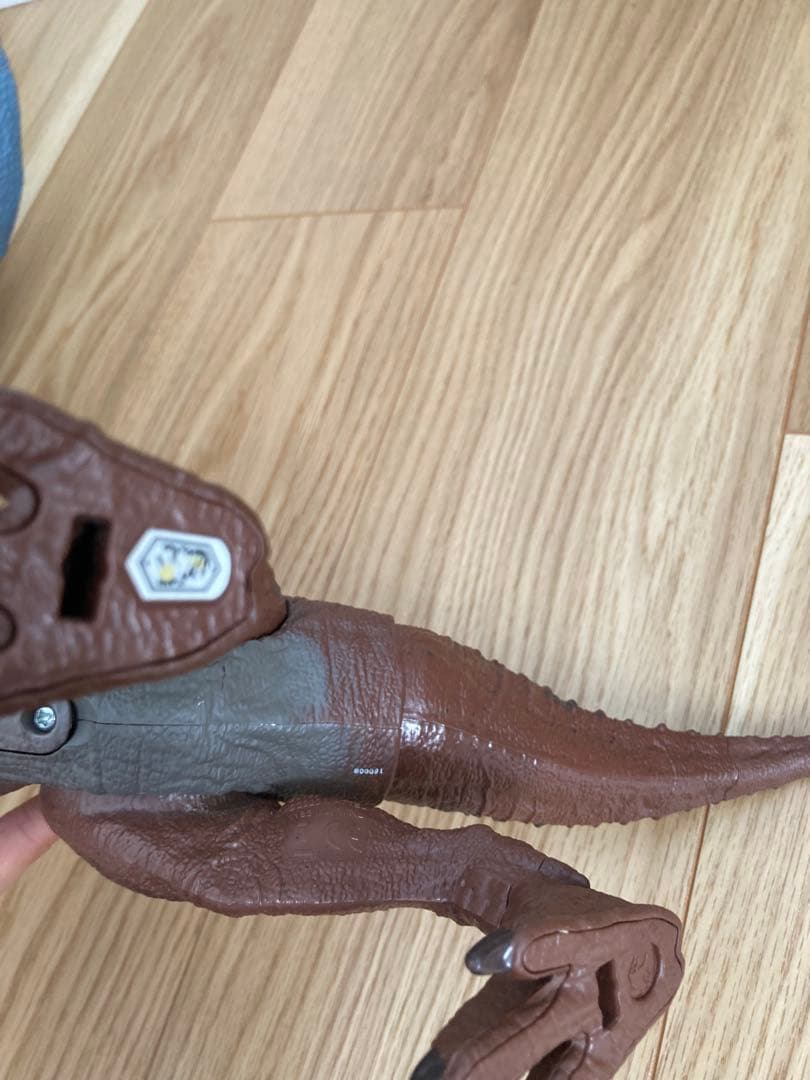 マテル　カルノタウルス　　モササウルス　スコーピオスレックス　恐竜　フィギュア