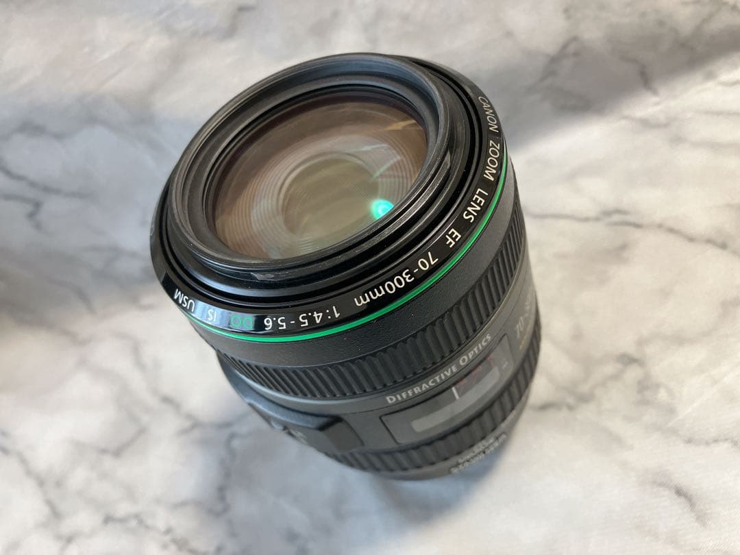 Canon EF 70ー300mm　4-5.6　IS USM ズームレンズ