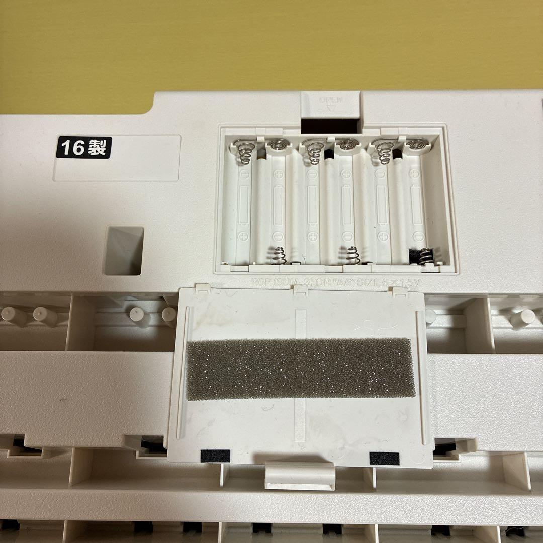 カシオ CASIO LK-122 光ナビ 電子キーボード