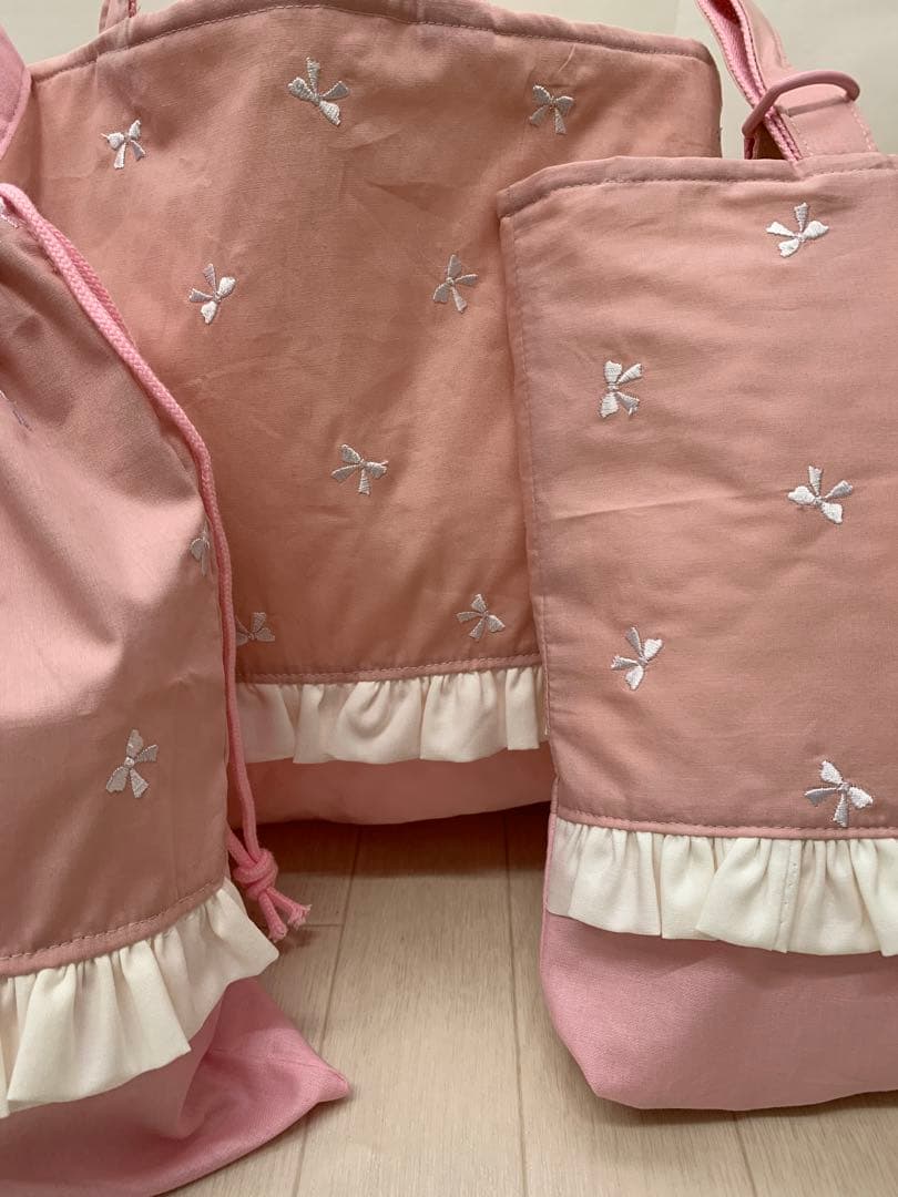 ３点セット　リボン刺繍　ピンク　レッスンバッグ　上履き袋　上靴袋　体操服袋