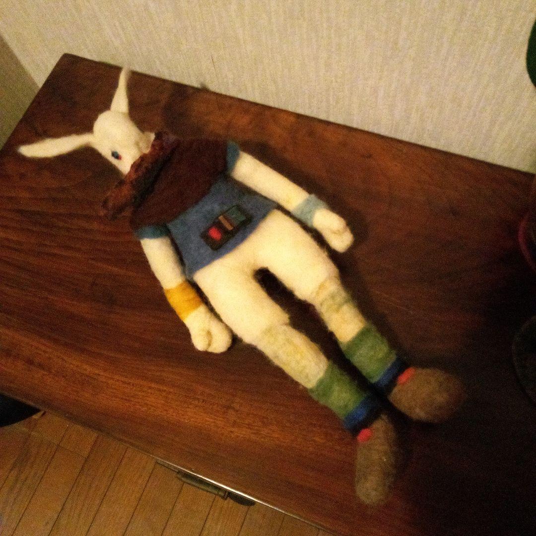 うさぎ　原毛フェルト　ウサギ　兎　ラビット　卯　ラパン　兔