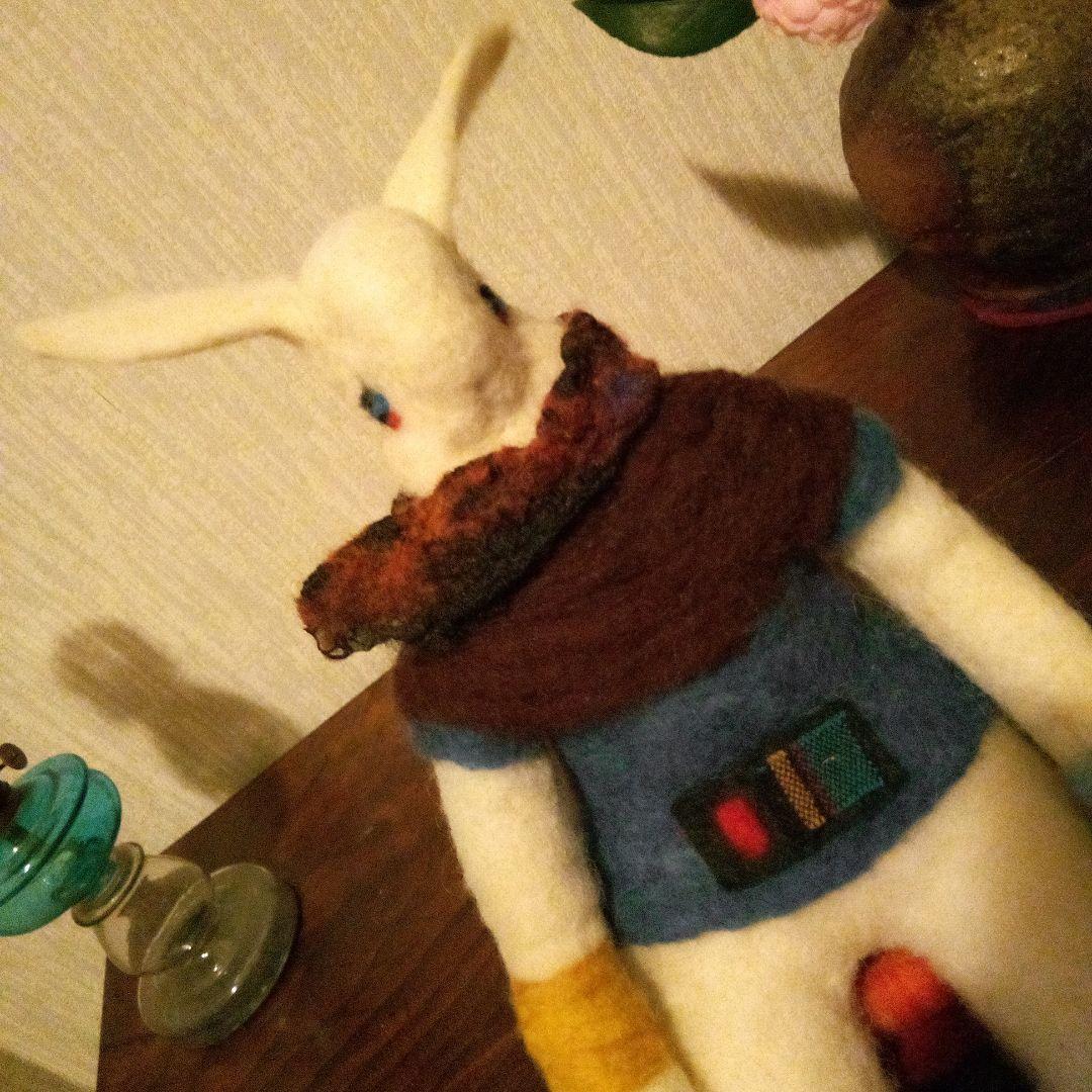 うさぎ　原毛フェルト　ウサギ　兎　ラビット　卯　ラパン　兔