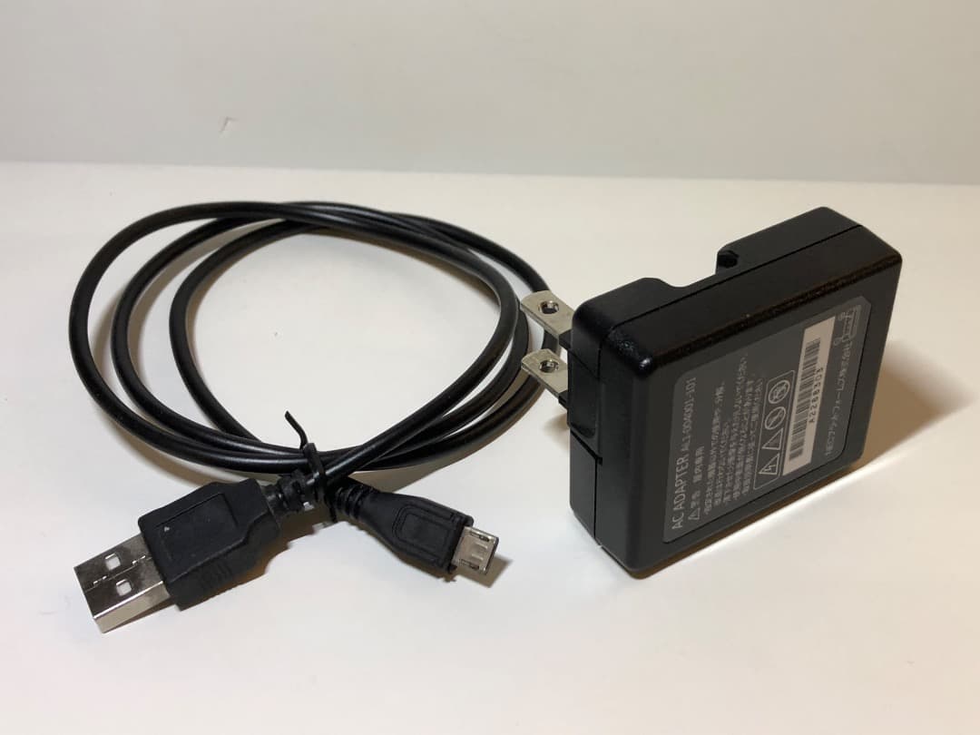 Aterm モバイルルーター 本体と付属品