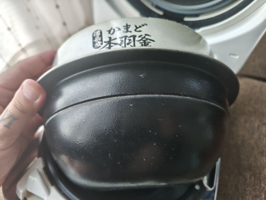 TOSHIBA 真空圧力IH炊飯器 RC-10ZWL