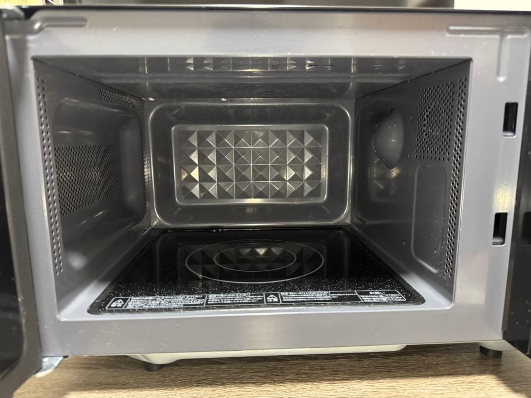 《高年式美品》TOSHIBA電子レンジ ER-S17E6（K）　2022年製