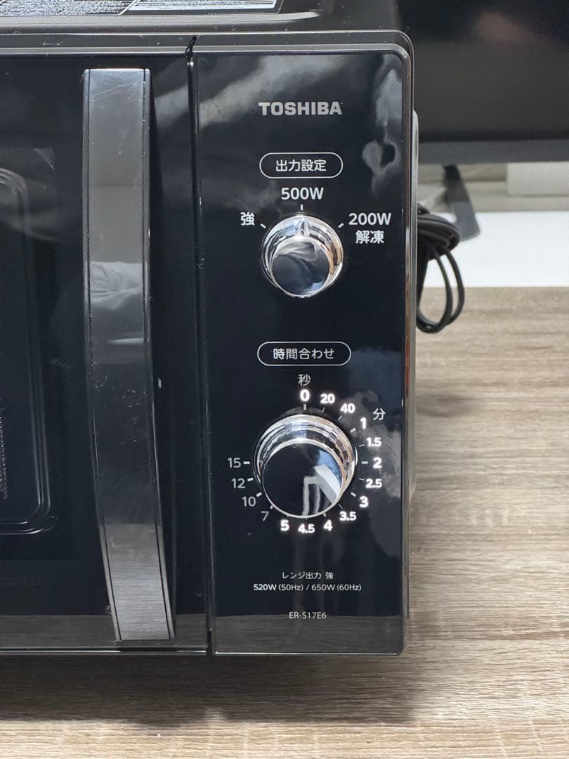 《高年式美品》TOSHIBA電子レンジ ER-S17E6（K）　2022年製