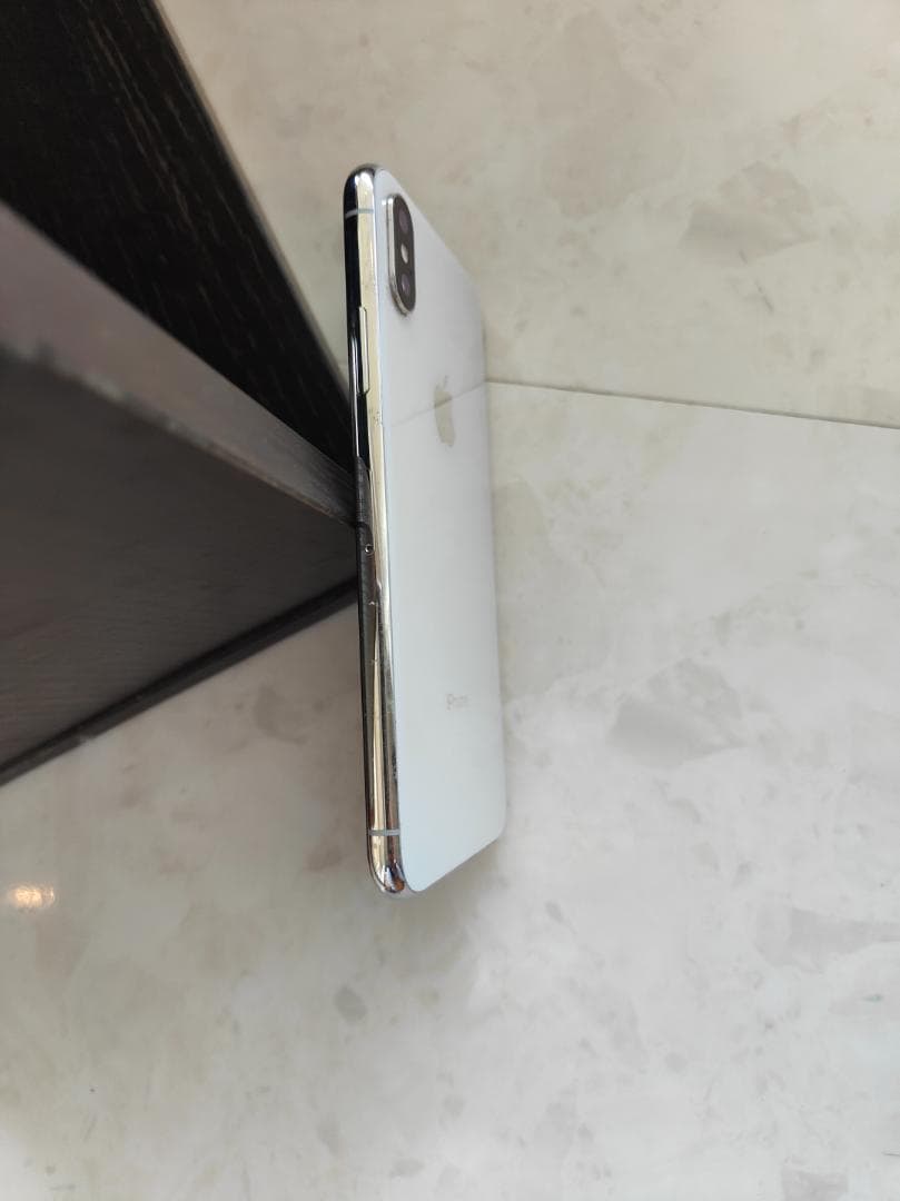 iPhone X スペースグレー 64GB